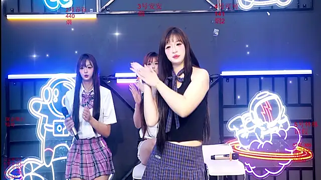 Shinygirls 777 online show from 09/28/25, 12:49