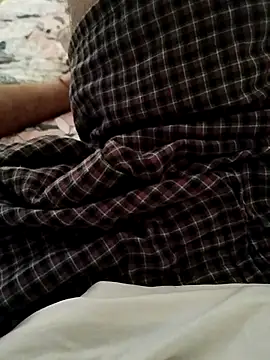 Snapshot of Mohamedxxx13 chatting on 09/26/25, 03:05 Mohamedxxx13 online show from 09/26/25, 03:05