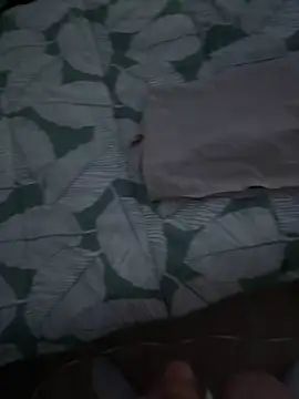 Snapshot of ynskingsex chatting on 09/19/25, 02:13 ynskingsex online show from 09/19/25, 02:13