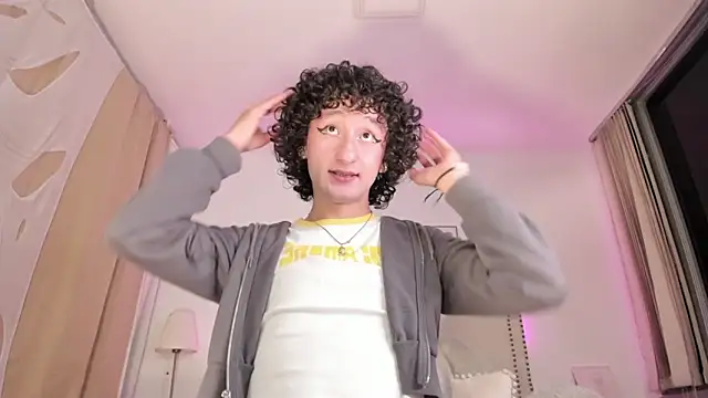 Haru bloom online show from 10/15/25, 02:11