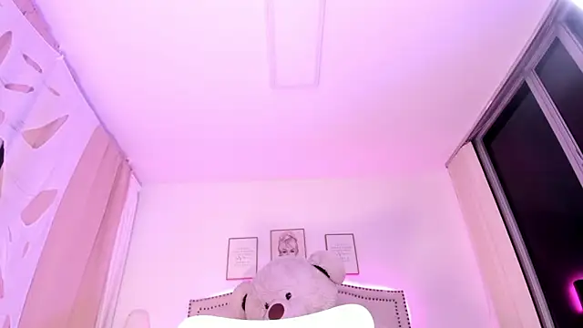 Haru bloom online show from 10/24/25, 03:14