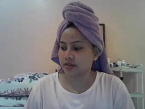 Amarrahlyn online show from 11/12/25, 09:53