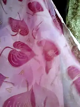 Snapshot of PRACHI-743 chatting on 10/11/25, 12:54 PRACHI-743 online show from 10/11/25, 12:54