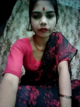 Snapshot of PRACHI-743 chatting on 10/26/25, 01:00 PRACHI-743 online show from 10/26/25, 01:00