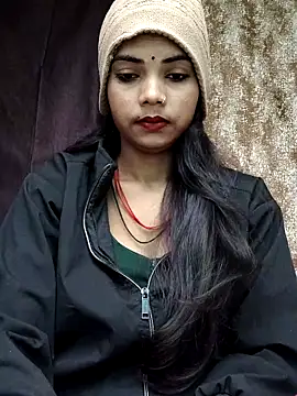 PRACHI-743 online show from 12/21/25, 02:30