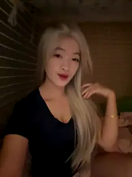 Tramy xx online show from 10/15/25, 03:39