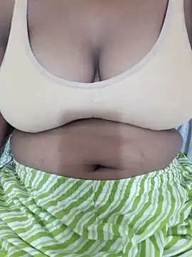 Kiara-Model online show from 09/30/25, 05:56