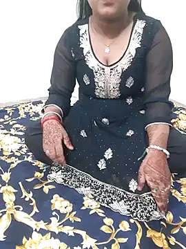 Kiara-Model online show from 10/12/25, 06:34