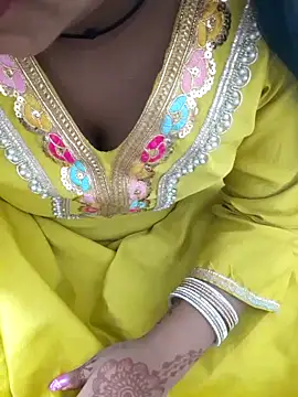 Kiara-Model online show from 10/28/25, 06:28