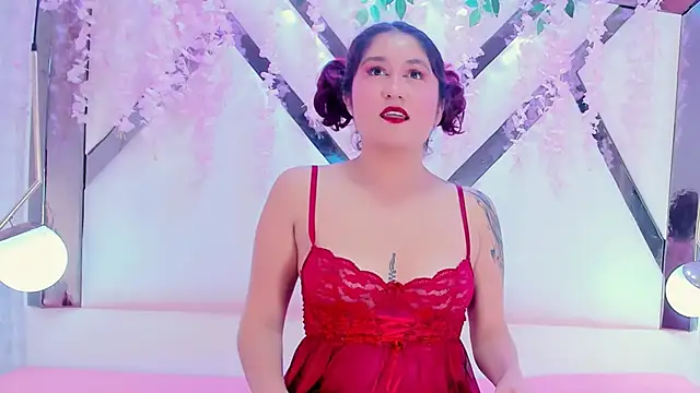 Snapshot of VictoriaGrant chatting on 10/19/25, 09:37 VictoriaGrant online show from 10/19/25, 09:37