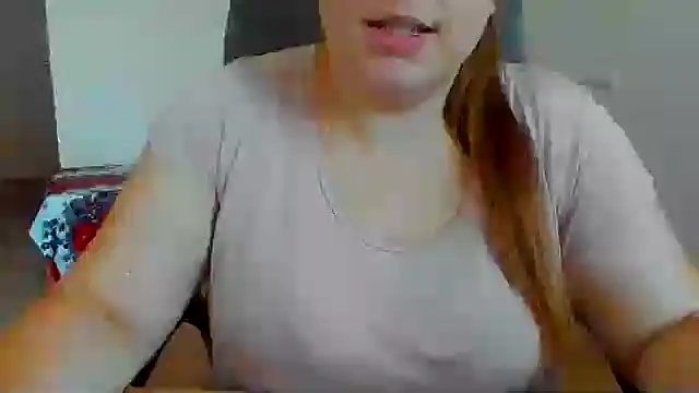 Snapshot of Liza-Mendez chatting on 10/10/25, 05:28 Liza-Mendez online show from 10/10/25, 05:28