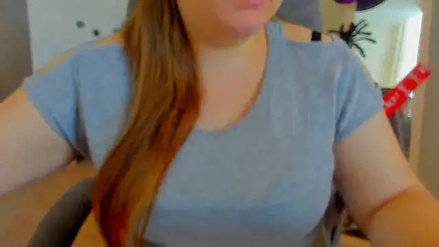 Snapshot of Liza-Mendez chatting on 10/20/25, 05:19 Liza-Mendez online show from 10/20/25, 05:19