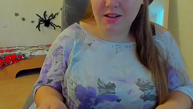 Snapshot of Liza-Mendez chatting on 10/24/25, 05:37 Liza-Mendez online show from 10/24/25, 05:37