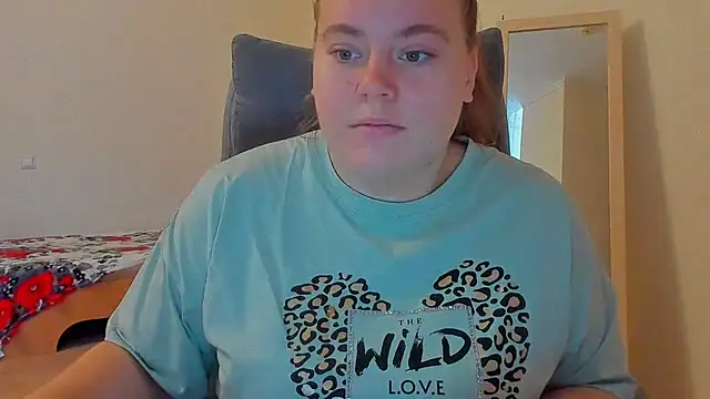 Snapshot of Liza-Mendez chatting on 11/04/25, 06:34 Liza-Mendez online show from 11/04/25, 06:34