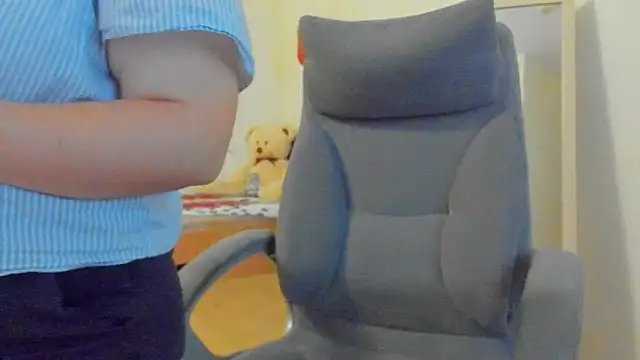 Snapshot of Liza-Mendez chatting on 11/08/25, 06:24 Liza-Mendez online show from 11/08/25, 06:24