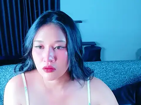 Snapshot of Lalacream12 chatting on 09/26/25, 07:45 Lalacream12 online show from 09/26/25, 07:45