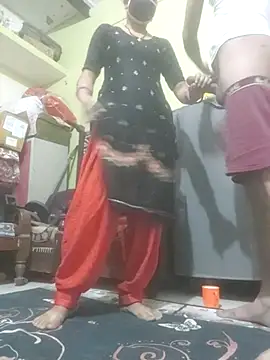 Snapshot of Cute-Charvii chatting on 11/09/25, 02:43 Cute-Charvii online show from 11/09/25, 02:43