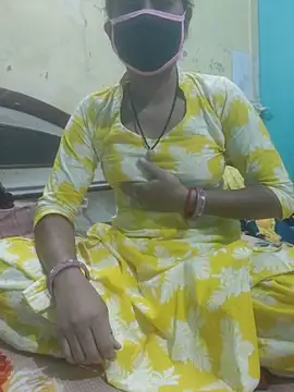 Snapshot of Cute-Charvii chatting on 11/27/25, 05:31 Cute-Charvii online show from 11/27/25, 05:31