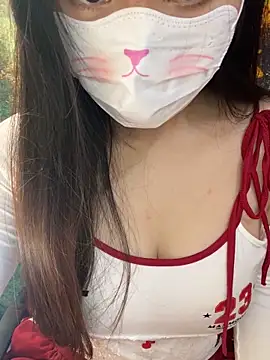 Snapshot of AZ37866 chatting on 09/29/25, 02:06 AZ37866 online show from 09/29/25, 02:06