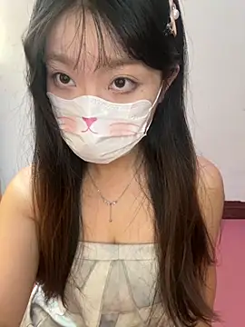 Snapshot of AZ37866 chatting on 10/07/25, 02:31 AZ37866 online show from 10/07/25, 02:31