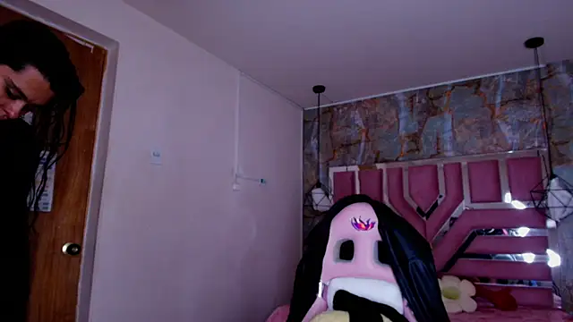 lorem adams online show from 09/26/25, 12:20