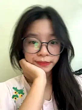 mau15  online show from 09/25/25, 02:10