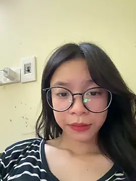 mau15  online show from 09/27/25, 02:00