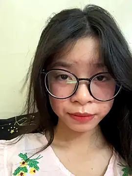 mau15  online show from 10/15/25, 05:02