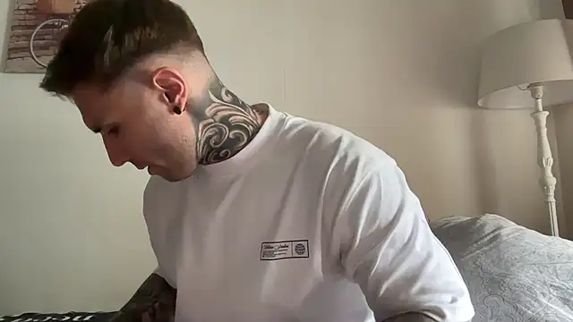 Larsskeet online show from 09/23/25, 01:14