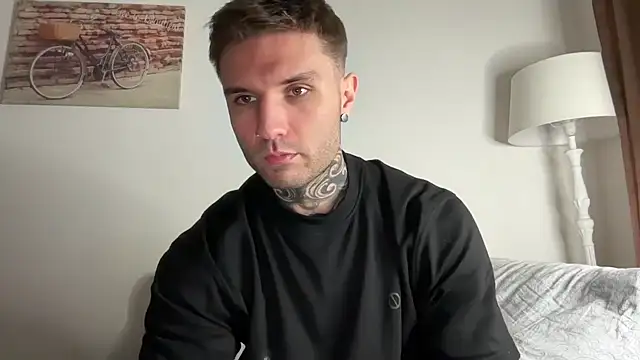 Larsskeet online show from 10/09/25, 01:20