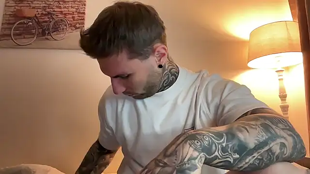 Larsskeet online show from 11/03/25, 02:18