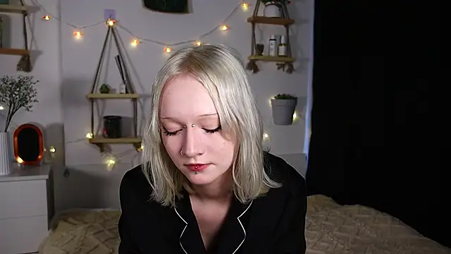 Snapshot of ArcticaRyder chatting on 10/09/25, 07:06 ArcticaRyder online show from 10/09/25, 07:06