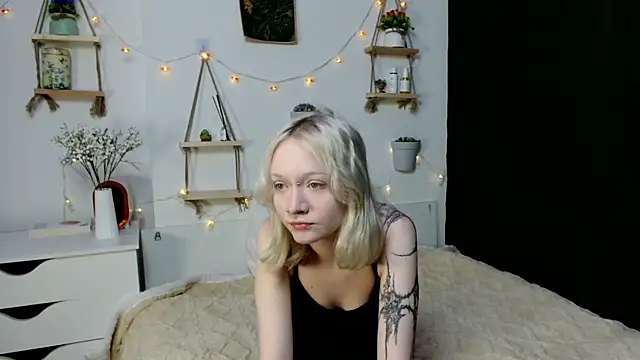 Snapshot of ArcticaRyder chatting on 11/07/25, 07:19 ArcticaRyder online show from 11/07/25, 07:19