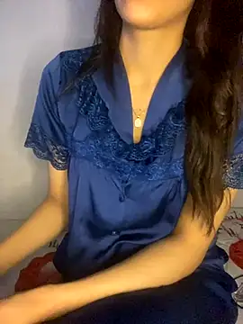 Snapshot of MayaarTop chatting on 10/07/25, 10:29 MayaarTop online show from 10/07/25, 10:29