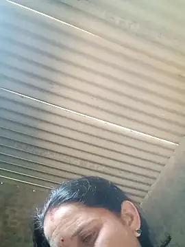 Snapshot of M-Kajal456 chatting on 10/17/25, 07:55 M-Kajal456 online show from 10/17/25, 07:55