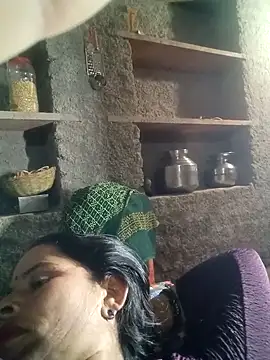 Snapshot of M-Kajal456 chatting on 10/18/25, 05:46 M-Kajal456 online show from 10/18/25, 05:46