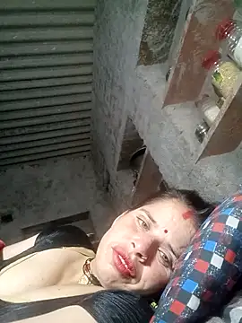 Snapshot of M-Kajal456 chatting on 11/01/25, 08:22 M-Kajal456 online show from 11/01/25, 08:22