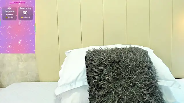 Snapshot of Daksha_a chatting on 10/07/25, 07:11 Daksha a online show from 10/07/25, 07:11