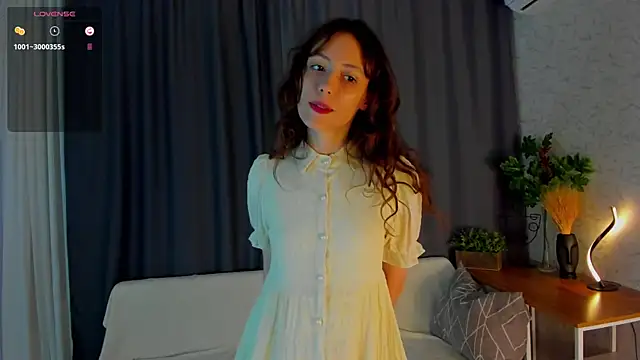 Snapshot of DelilahConsalvo chatting on 09/27/25, 06:02 DelilahConsalvo online show from 09/27/25, 06:02