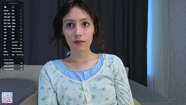 Snapshot of DelilahConsalvo chatting on 10/25/25, 04:20 DelilahConsalvo online show from 10/25/25, 04:20