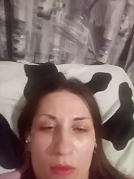 Snapshot of RitaLovvee chatting on 10/31/25, 05:14 RitaLovvee online show from 10/31/25, 05:14