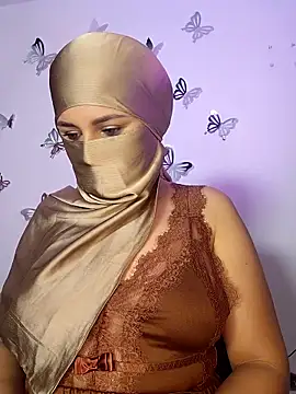 sahara1  online show from 11/30/25, 01:42