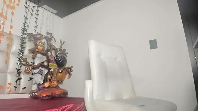 Snapshot of peyton__wat chatting on 10/20/25, 11:54 peyton wat online show from 10/20/25, 11:54