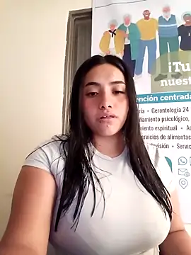 Snapshot of ANDREA-10_ chatting on 04/07/26, 02:39 ANDREA-10 online show from 04/07/26, 02:39