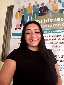 Snapshot of ANDREA-10_ chatting on 04/17/26, 01:25 ANDREA-10 online show from 04/17/26, 01:25