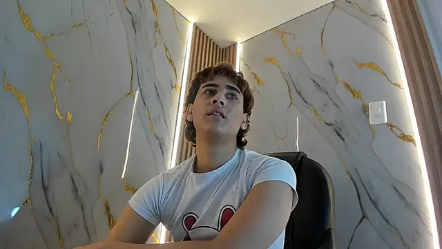 Marian Cristal online show from 06/06/26, 04:17