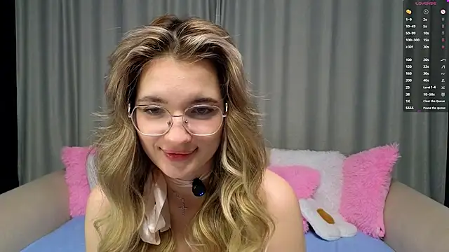 vivyboo111 online show from 11/26/25, 08:32