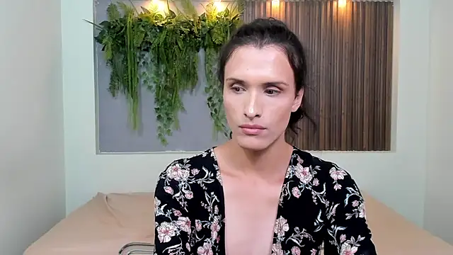 Snapshot of IsabelFernandez chatting on 09/21/25, 05:09 IsabelFernandez online show from 09/21/25, 05:09