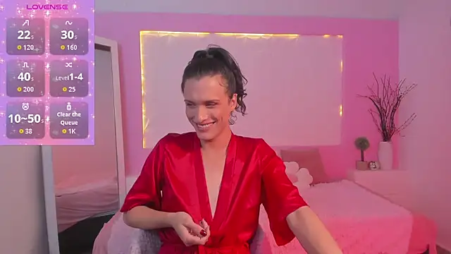 Snapshot of IsabelFernandez chatting on 11/08/25, 03:07 IsabelFernandez online show from 11/08/25, 03:07