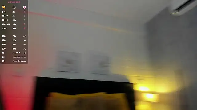 EmillyLim online show from 11/14/25, 08:07